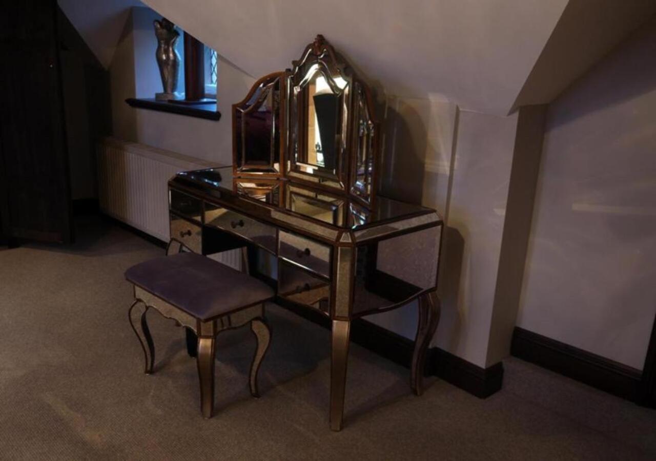 Weston Hall ستافورد المظهر الخارجي الصورة